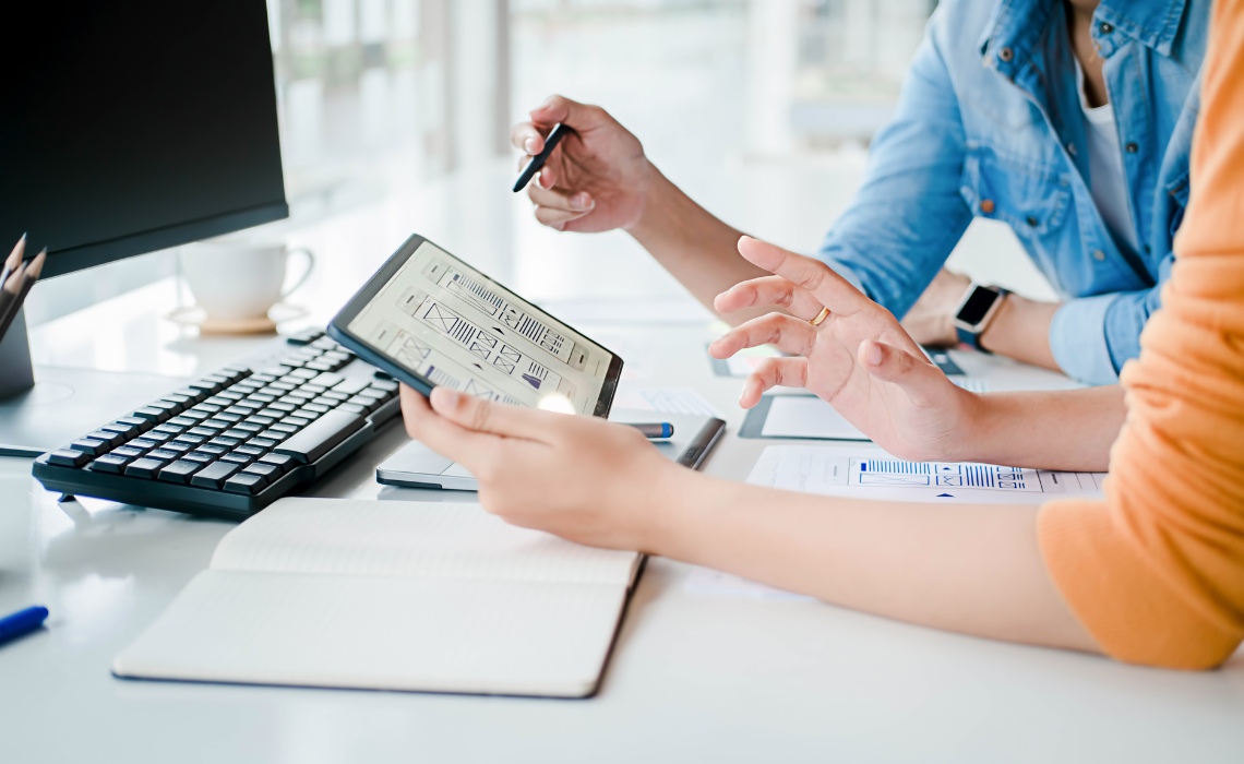 2.2-creer-une-arborescence_pourquoi_UX En quoi une stratégie marketing et un plan de communication sont-ils importants pour une agence de voyage ?